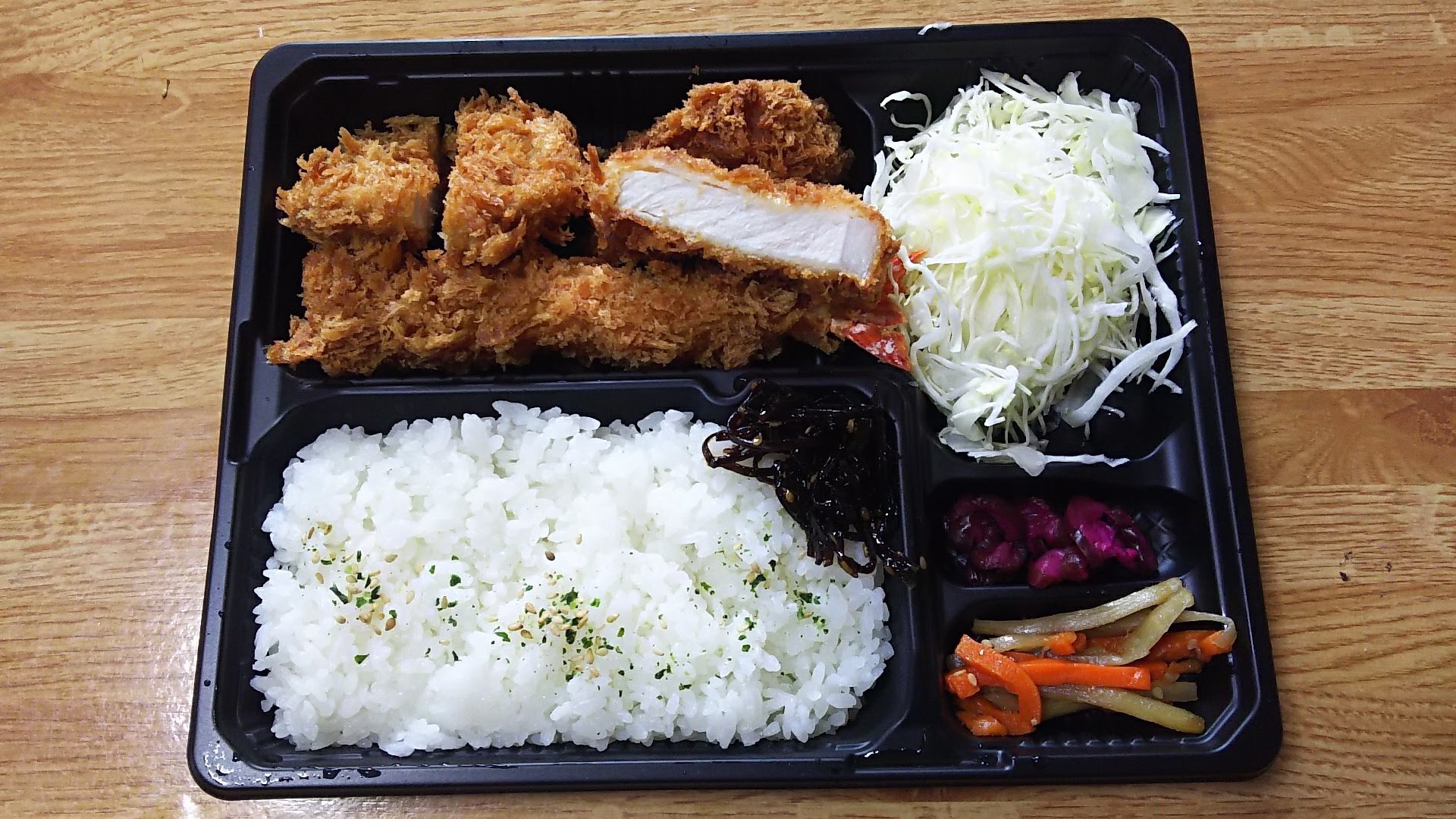 とんかつ新宿さぼてん さぼてん弁当 ぶらり食べ歩き紀行